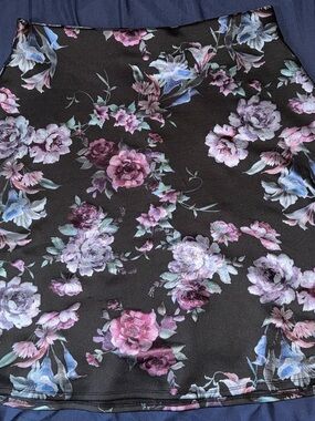 Roz & Ali Black Top with Pink and Blue Accents